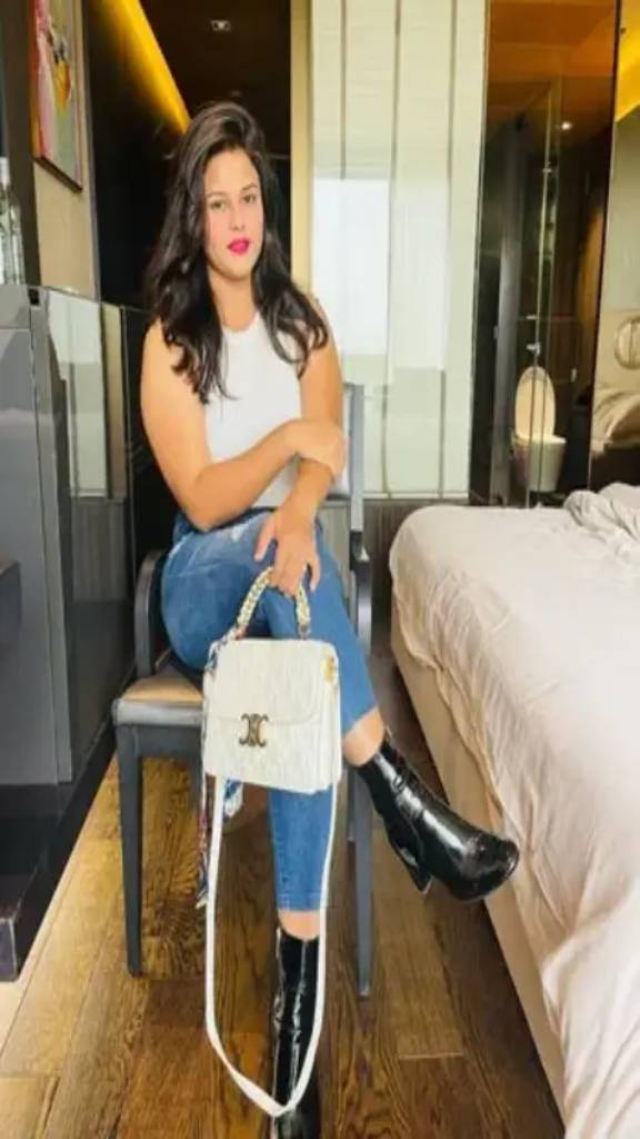 Vasant Kunj call girl service