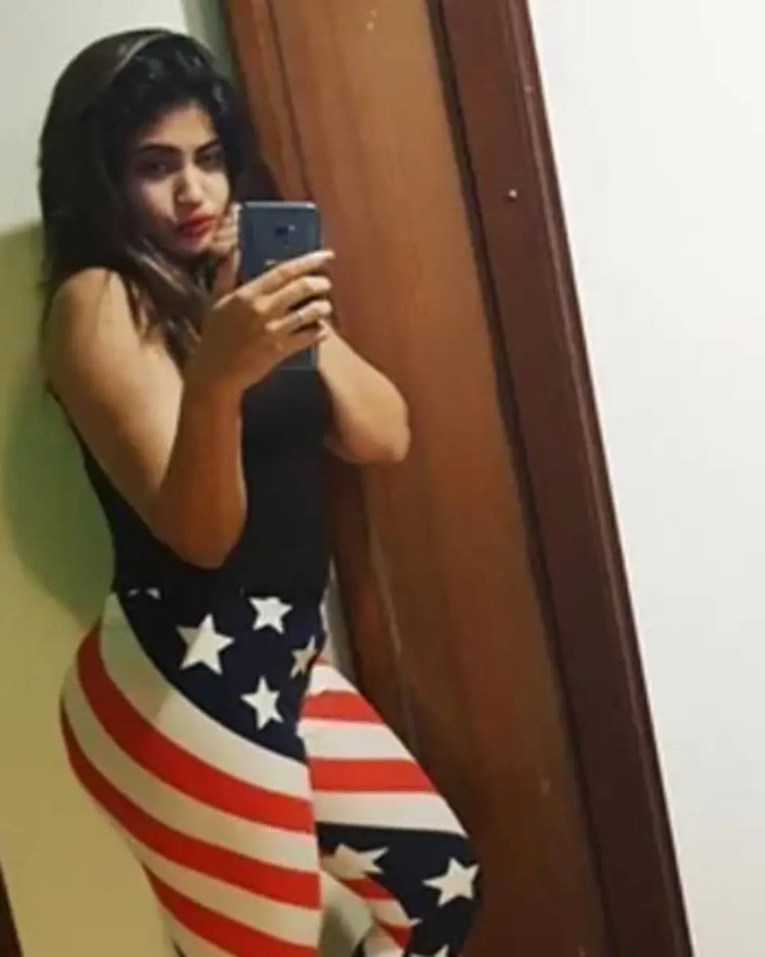 female call girl in Vasant Kunj